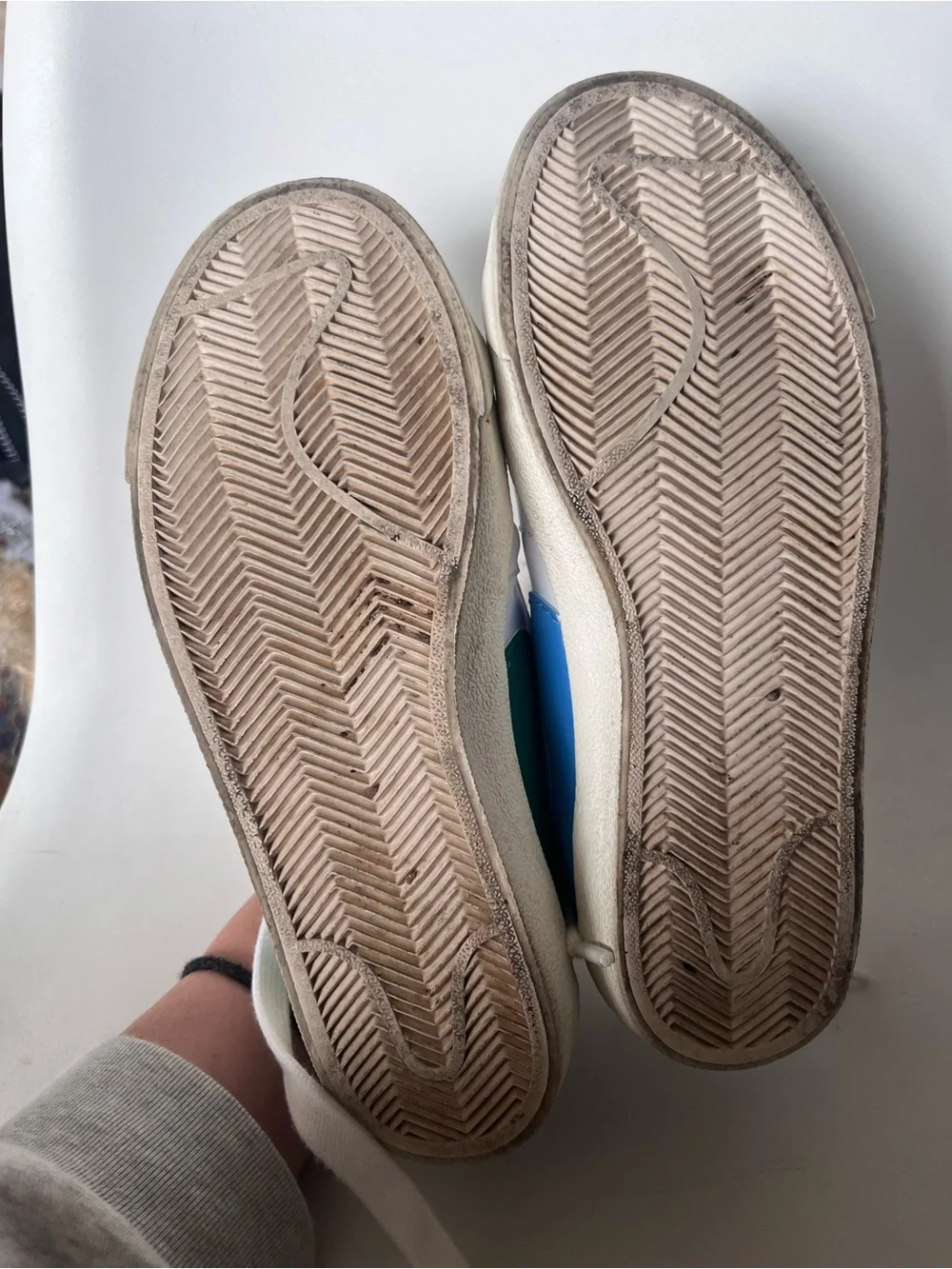 Nike Blazer Low Jumbo 77 Mismatch Sneakers Blue Green & White Women’s Size 7